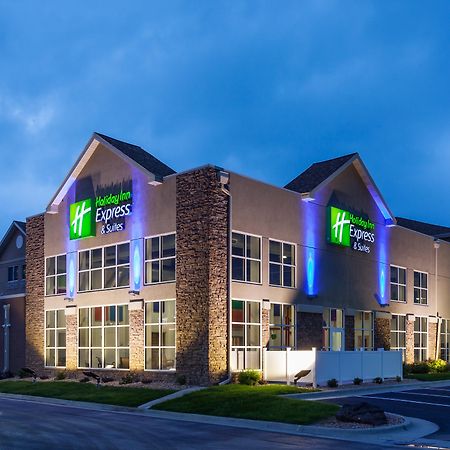 Holiday Inn Express & Suites Rapid City, An Ihg Hotel Exterior foto