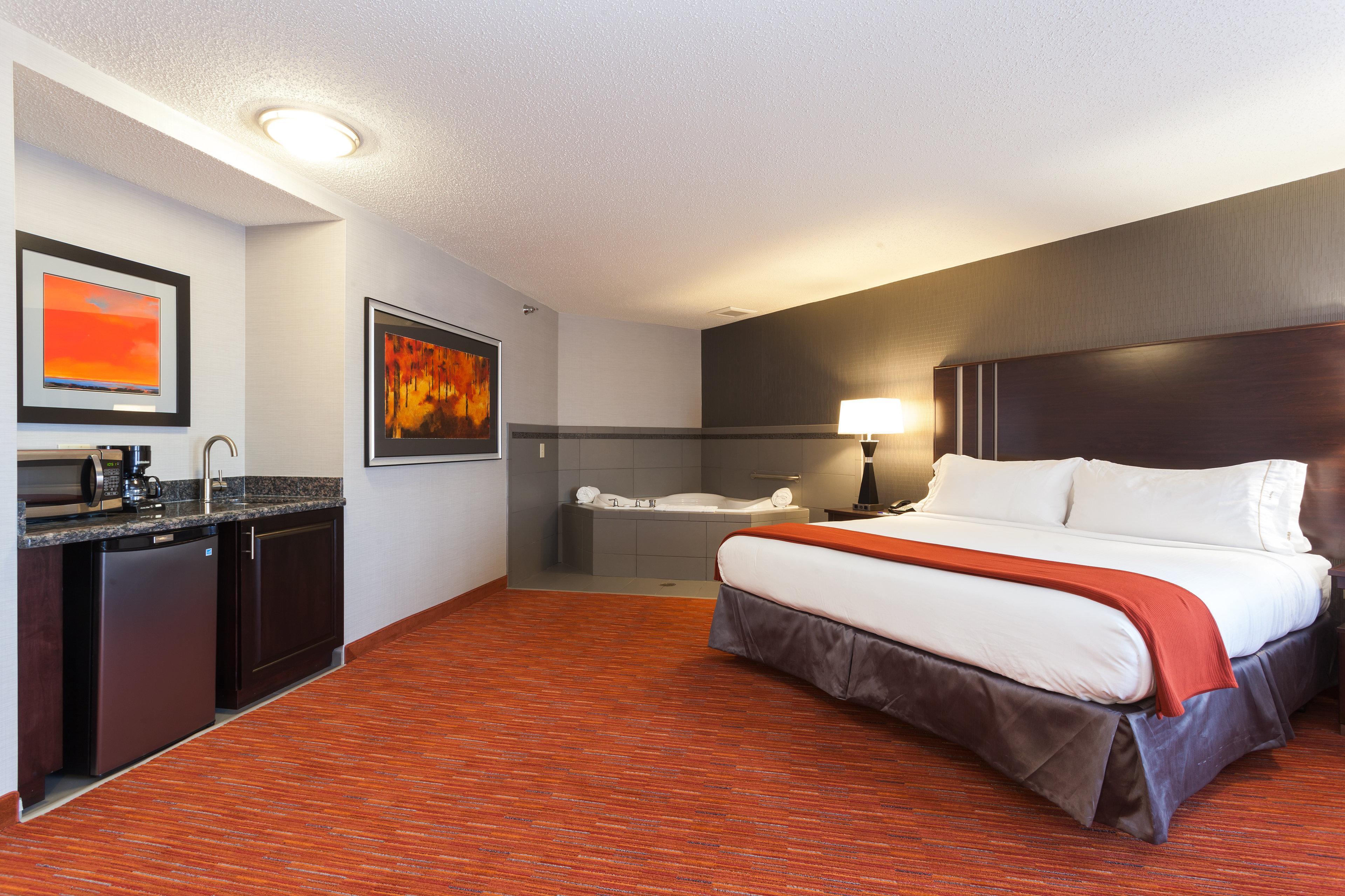 Holiday Inn Express & Suites Rapid City By Ihg Exterior foto